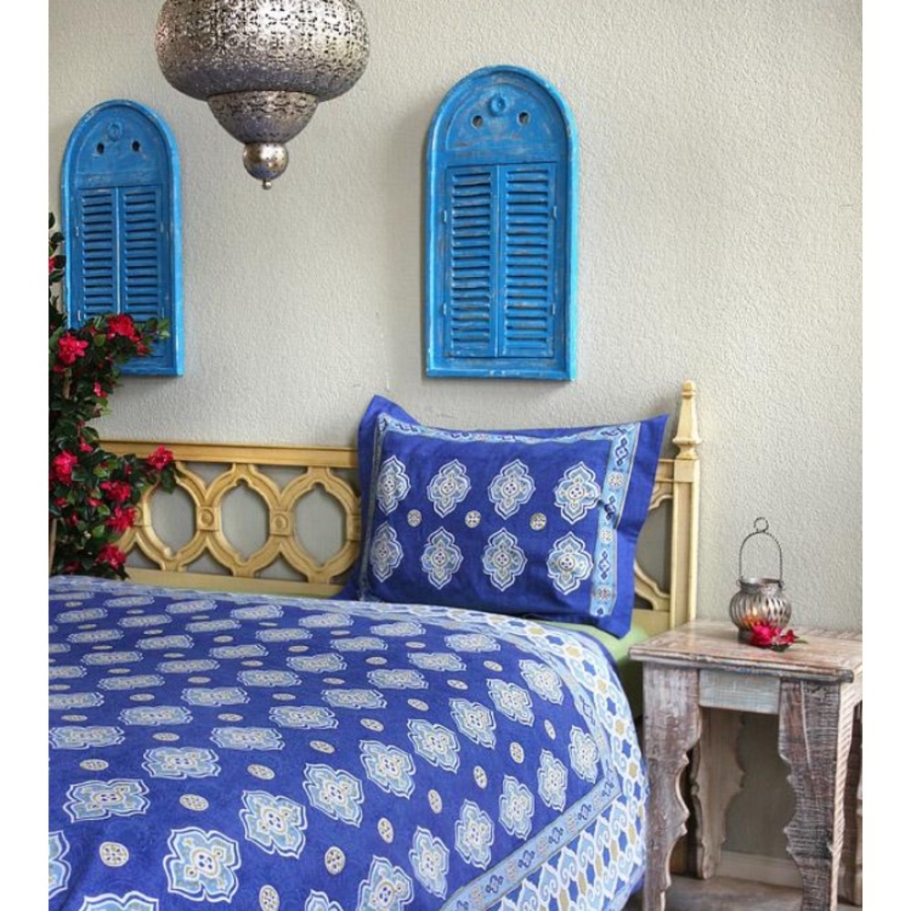 Saffron Marigold King Size Duvet with 2 Shams and Round Table Cloth